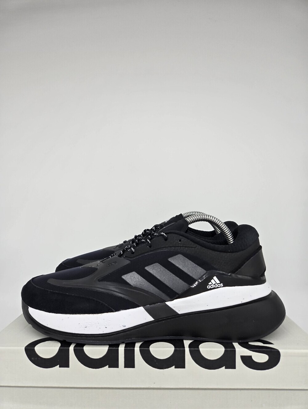 Adidas Women's Brevard HR0276 Core Black Carbon Running Shoes Size 9.5 New